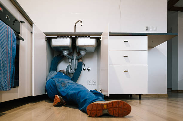 Professional Leak Detection technician working in Roscoe, MN